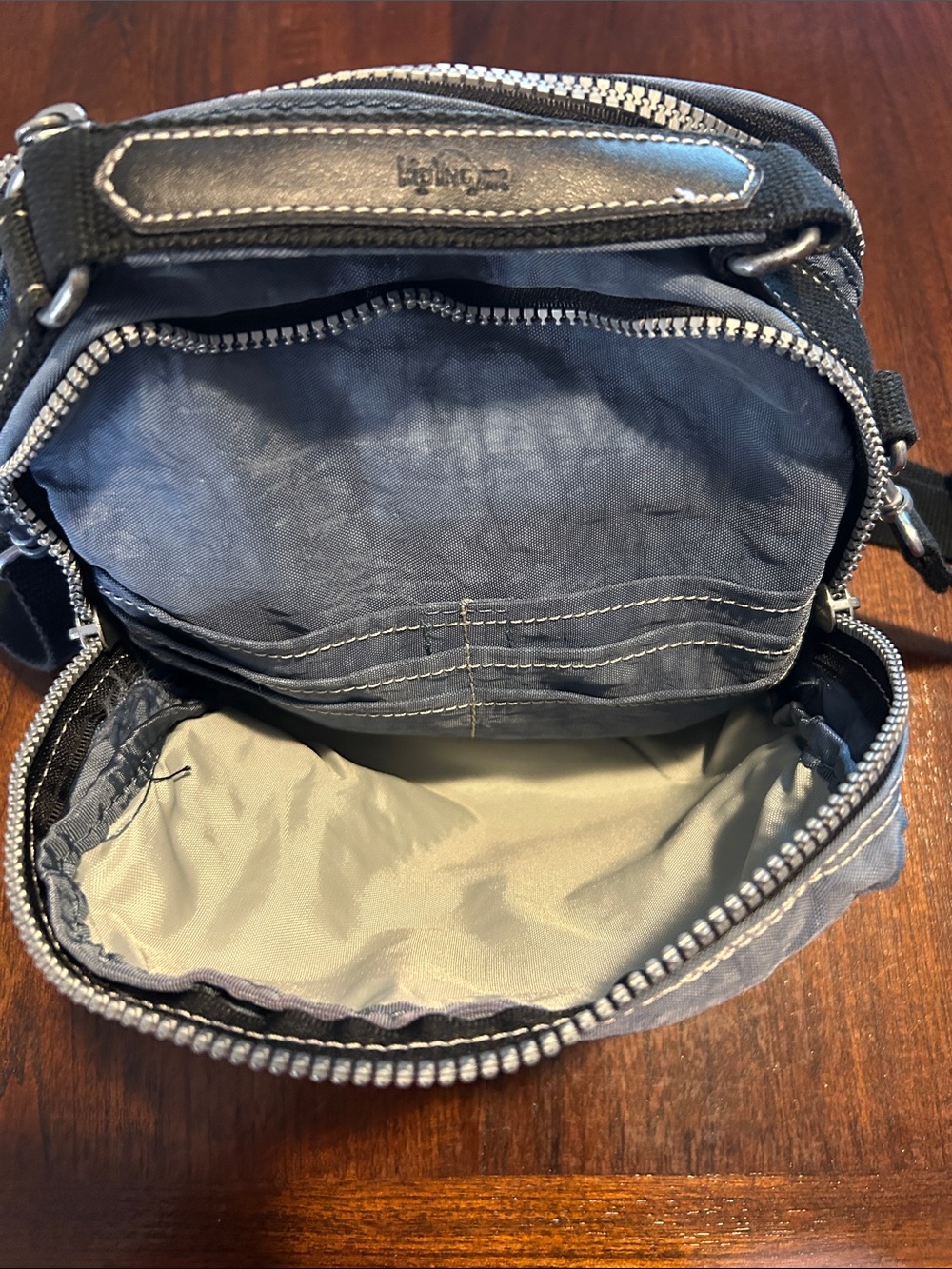 Kipling Presto bag for shoulder, crossbody or waist. Light blue/Denim Blue - Picture 4 of 8